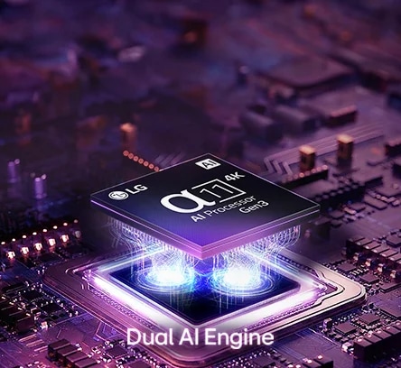 복잡한 회로 기판 위에 LG의 '알파11 4K AI Processor Gen3' 칩셋이 장착되어 있는 모습입니다. 칩셋에서 두 개의 강력한 푸른 빛 줄기가 뿜어져 나오는 시각 효과와 함께 'Dual AI Engine'이라는 문구가 적혀 있어, 듀얼 엔진의 강력한 처리 성능을 강조하고 있습니다.