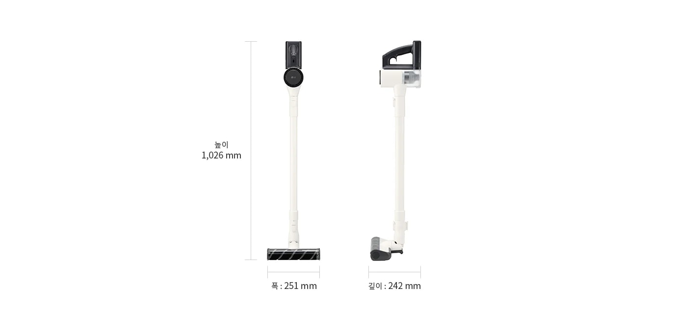 LG 코드제로 A5 무선청소기가 두 가지 각도로 배치되어 있습니다. 왼쪽 이미지는 정면에서 본 모습으로, 청소기의 전체 높이는 1,026mm이며, 폭은 251mm입니다. 오른쪽 이미지는 측면에서 본 모습으로, 깊이는 242mm입니다. 손잡이 아래에는 투명한 먼지통이 보입니다.