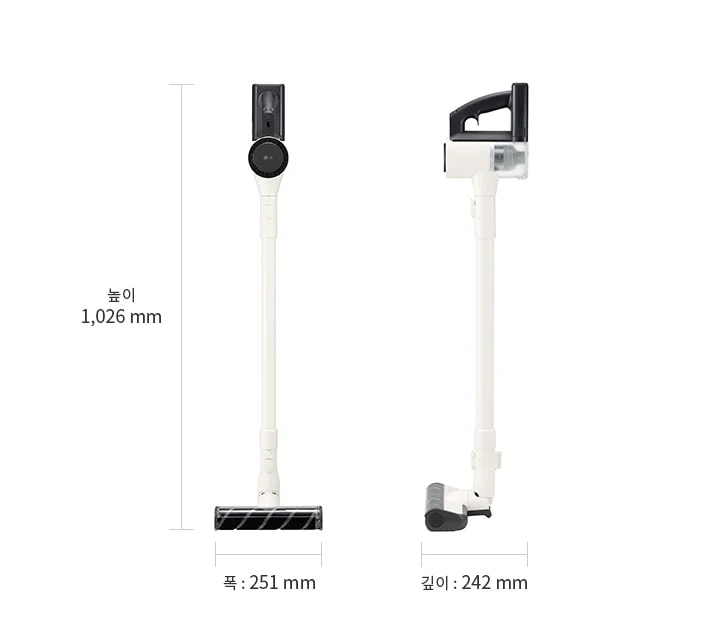 LG 코드제로 A5 무선청소기가 두 가지 각도로 배치되어 있습니다. 왼쪽 이미지는 정면에서 본 모습으로, 청소기의 전체 높이는 1,026mm이며, 폭은 251mm입니다. 오른쪽 이미지는 측면에서 본 모습으로, 깊이는 242mm입니다. 손잡이 아래에는 투명한 먼지통이 보입니다.